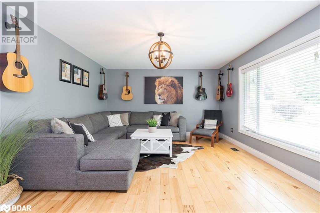 220 Moonstone Road E, Moonstone, Ontario  L0K 1N0 - Photo 6 - 40685495