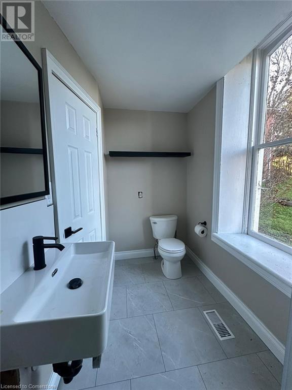 88 Queens Street W Unit# 1, Cambridge, Ontario  N3C 1G3 - Photo 7 - 40686141