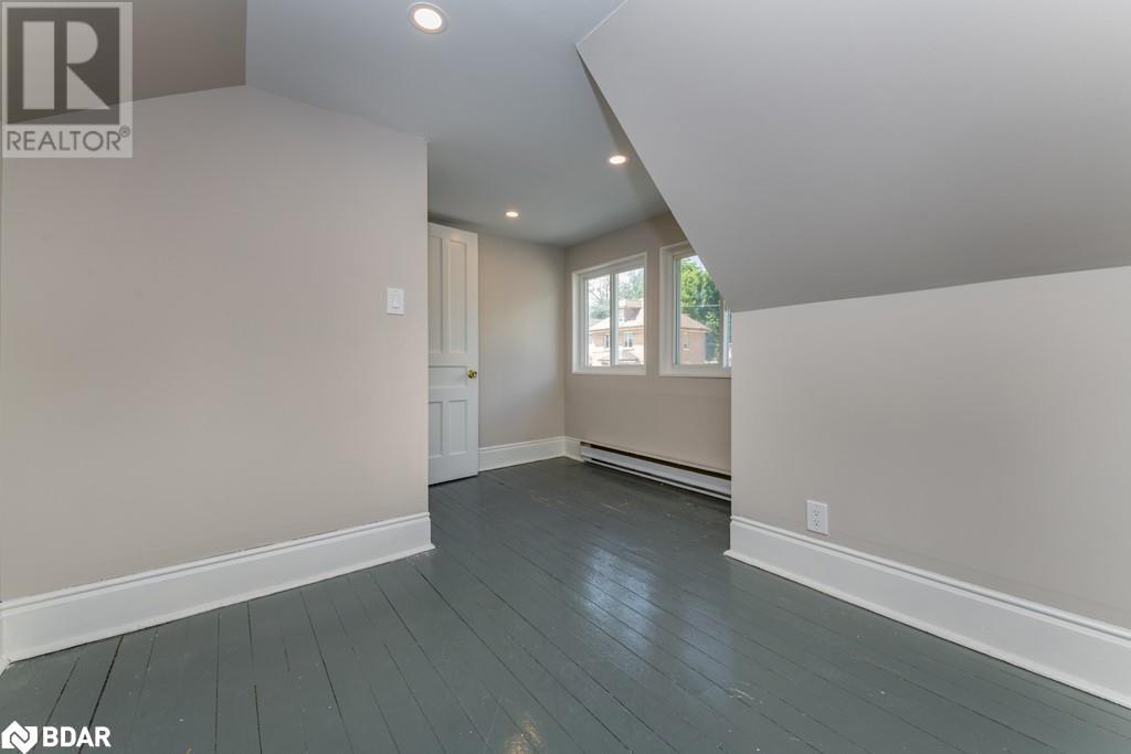 17 Ross Street, Barrie, Ontario  L4N 1R8 - Photo 10 - 40686172