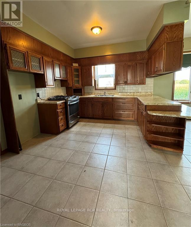 7772 Side Road 5 E, Wellington North, Ontario  N0G 2E0 - Photo 7 - X11898794