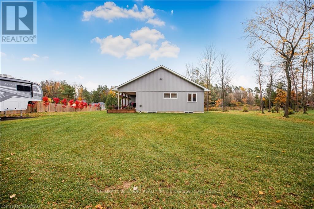 135 Confederation Drive, Chatsworth, Ontario  N0H 1R0 - Photo 12 - X11898829