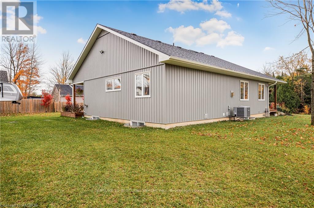 135 Confederation Drive, Chatsworth, Ontario  N0H 1R0 - Photo 13 - X11898829