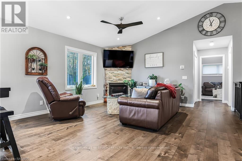 135 Confederation Drive, Chatsworth, Ontario  N0H 1R0 - Photo 25 - X11898829