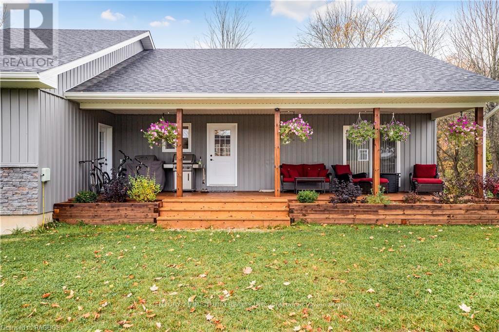135 Confederation Drive, Chatsworth, Ontario  N0H 1R0 - Photo 4 - X11898829