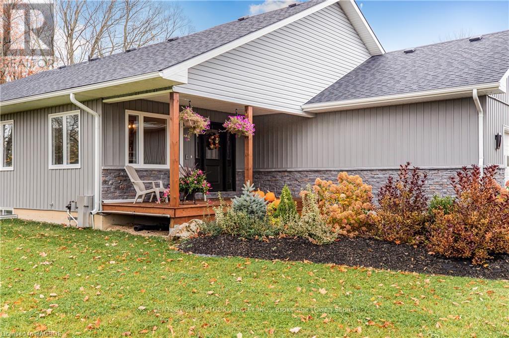 135 Confederation Drive, Chatsworth, Ontario  N0H 1R0 - Photo 8 - X11898829