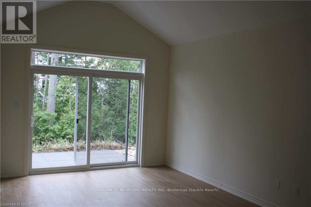 61 Division Street, Saugeen Shores, Ontario  N0H 2L0 - Photo 4 - X11898830