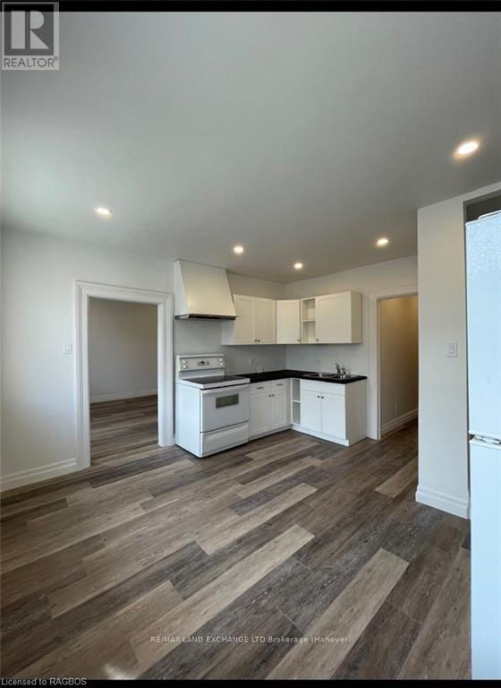 348 Durham Street E, Brockton, Ontario  N0G 2V0 - Photo 6 - X11898834