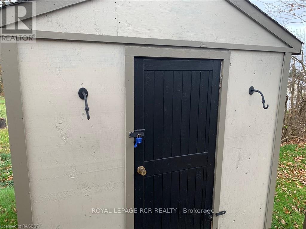 2 John Street, Northern Bruce Peninsula, Ontario  N0H 1W0 - Photo 12 - X11898839