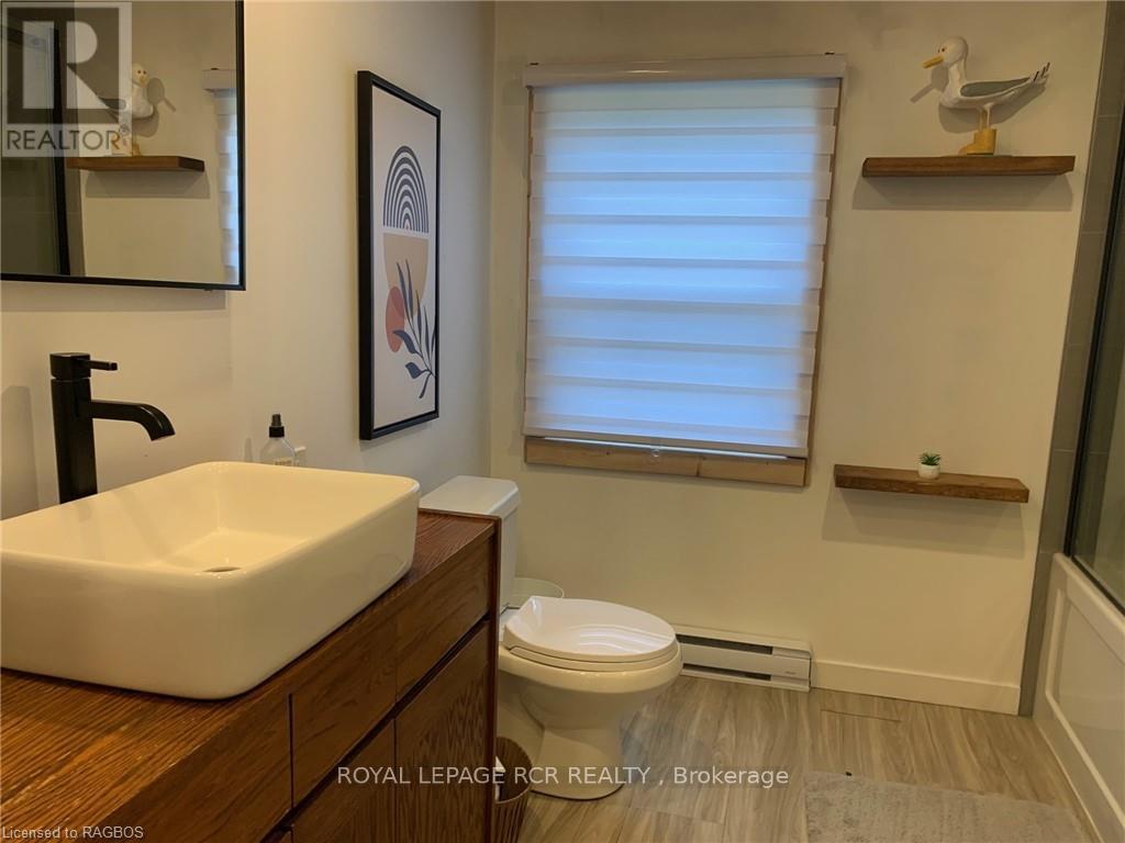 2 John Street, Northern Bruce Peninsula, Ontario  N0H 1W0 - Photo 21 - X11898839