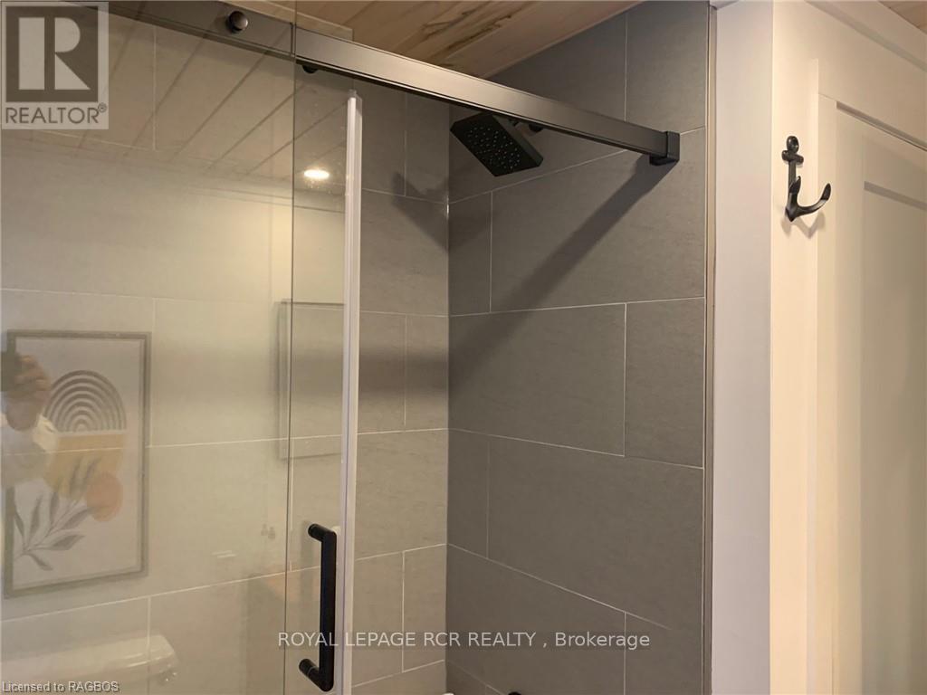 2 John Street, Northern Bruce Peninsula, Ontario  N0H 1W0 - Photo 23 - X11898839