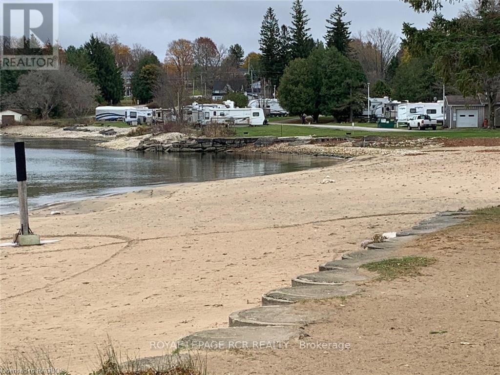 2 John Street, Northern Bruce Peninsula, Ontario  N0H 1W0 - Photo 9 - X11898839