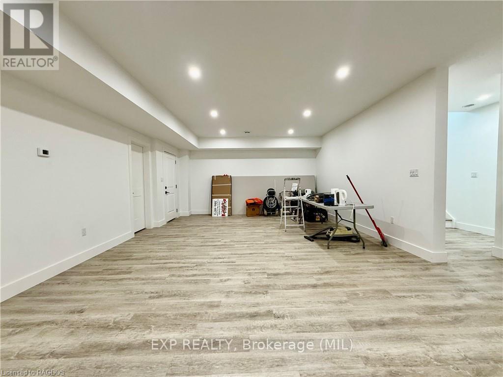 213 Devinwood Ave, Brockton, Ontario  N0G 2V0 - Photo 23 - X11898843