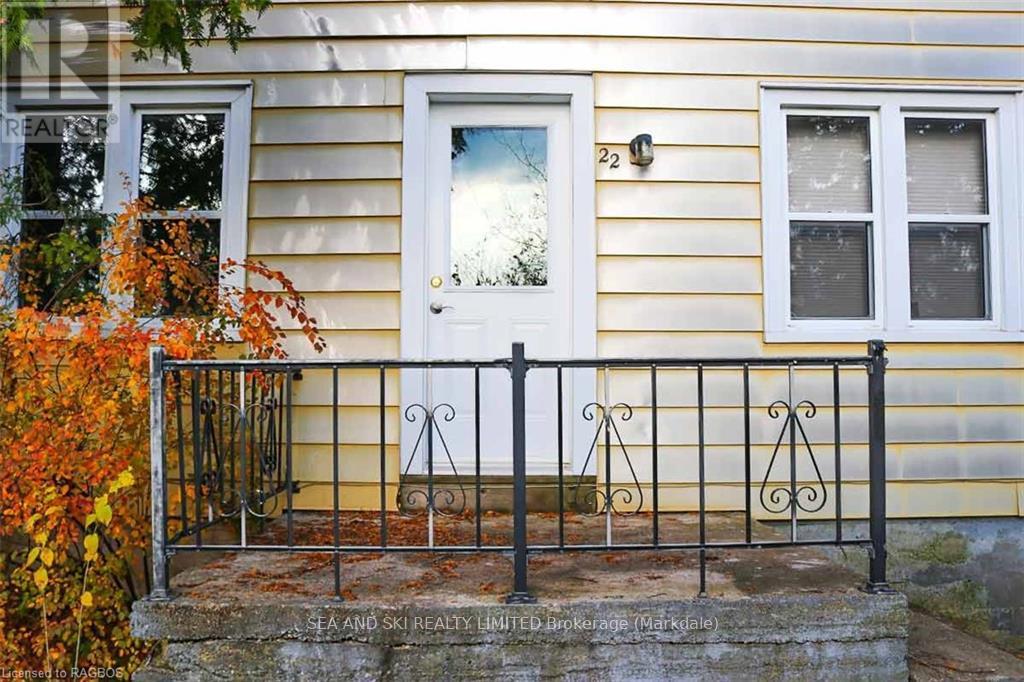 22 Greenview Lane, Grey Highlands, Ontario  N0C 1H0 - Photo 3 - X11898846