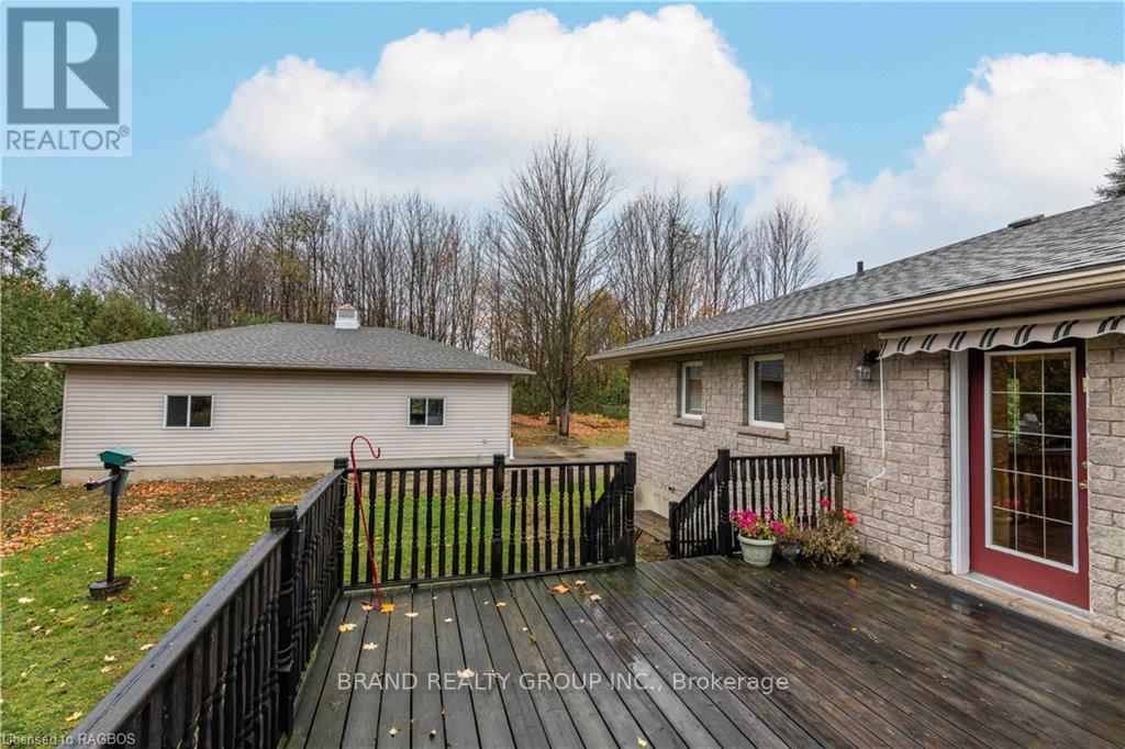 109 Alexandria St, Georgian Bluffs, Ontario  N0H 1S0 - Photo 12 - X11898857