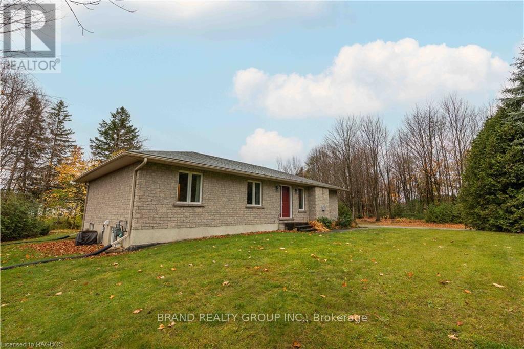 109 Alexandria St, Georgian Bluffs, Ontario  N0H 1S0 - Photo 24 - X11898857
