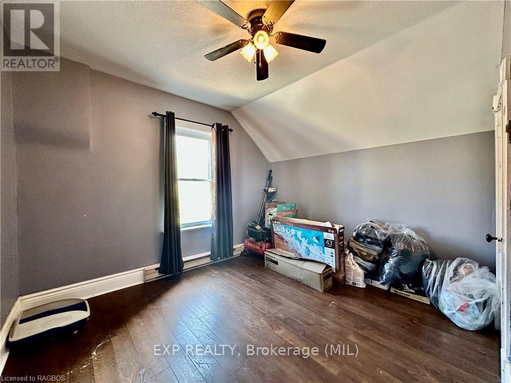 618 8th Avenue, Hanover, Ontario  N4N 2L3 - Photo 13 - X11898888