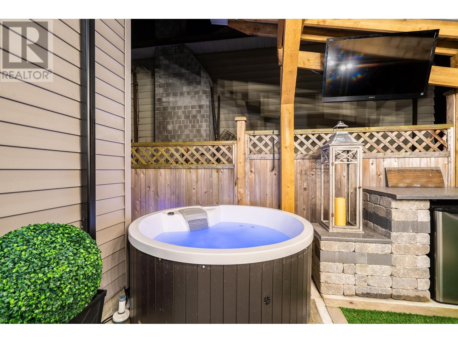 3431 Victoria Drive, Coquitlam, British Columbia  V3B 2V5 - Photo 25 - R2949202