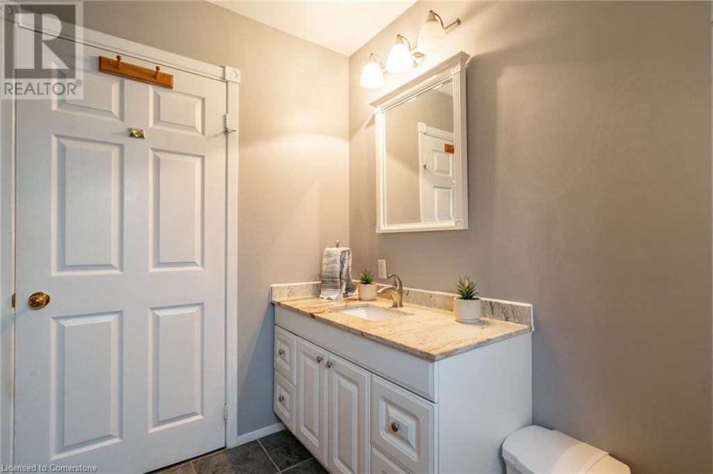 202 Canada Street, Hamilton, Ontario  L8P 1P6 - Photo 21 - 40677817