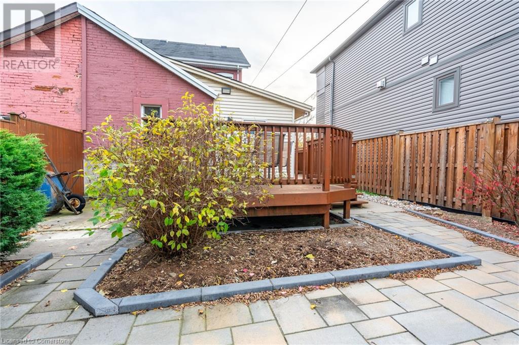 202 Canada Street, Hamilton, Ontario  L8P 1P6 - Photo 34 - 40677817