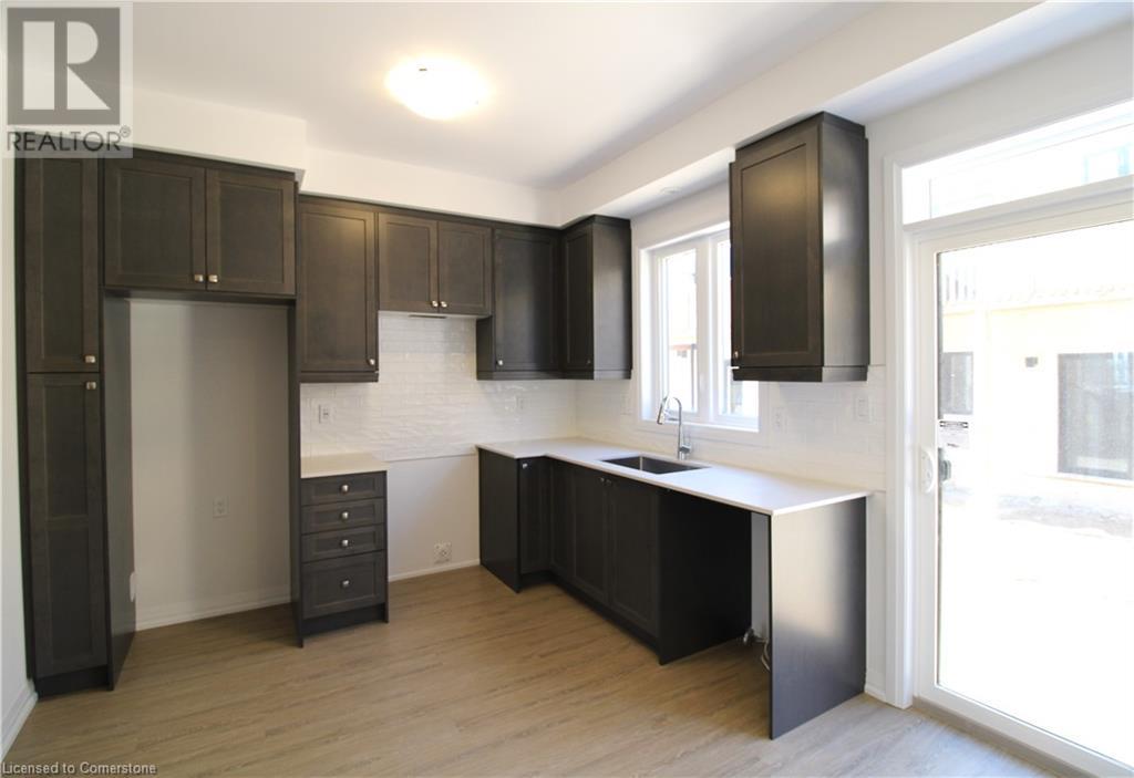 55 Tom Brown Drive Unit# 74, Paris, Ontario  N3L 0K3 - Photo 10 - 40686176
