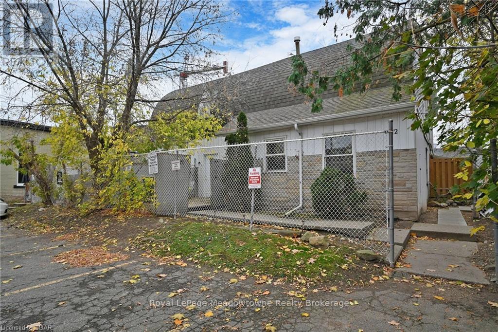 12 WESLEYAN STREET, Halton Hills, Ontario