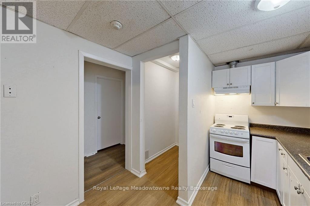 12 Wesleyan Street, Halton Hills, Ontario  L7G 2E1 - Photo 23 - W11898372