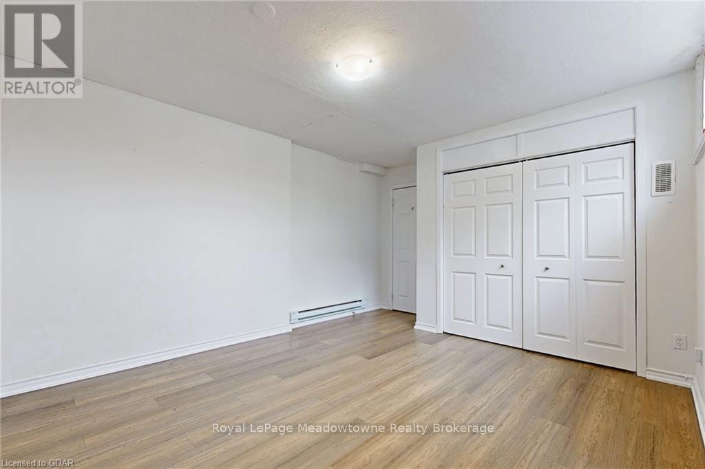 12 Wesleyan Street, Halton Hills, Ontario  L7G 2E1 - Photo 29 - W11898372