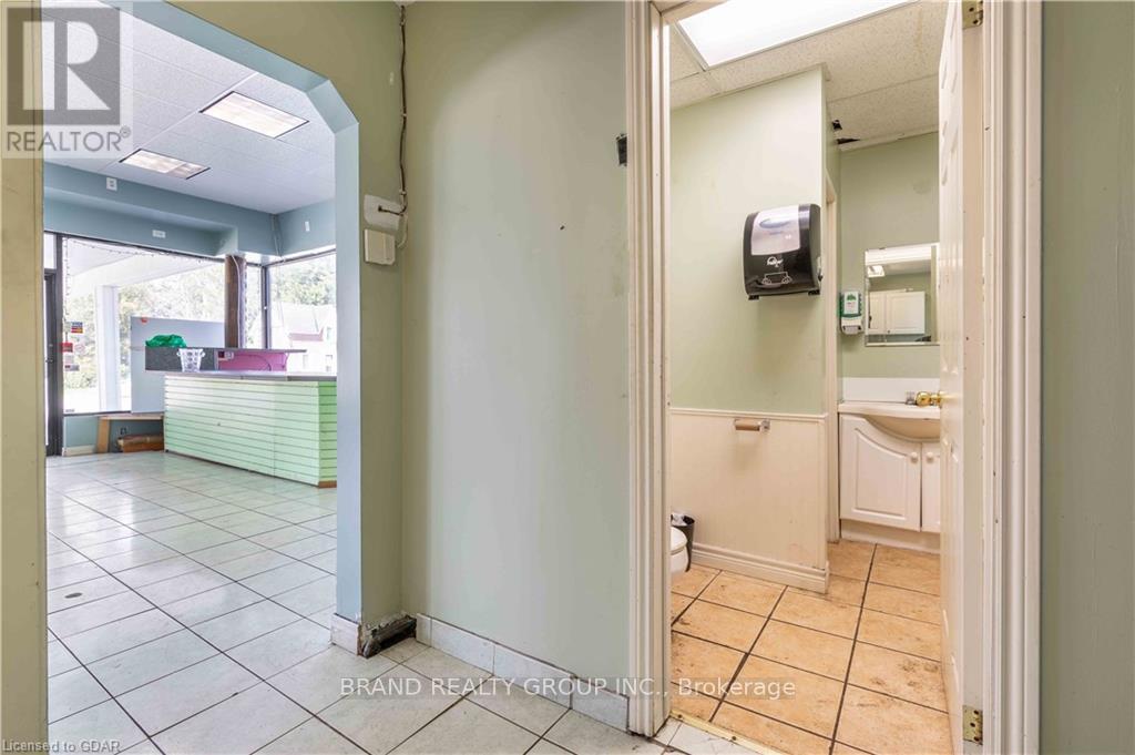 C3 - 675 6th Street E, Owen Sound, Ontario  N4K 1G5 - Photo 5 - X11898433