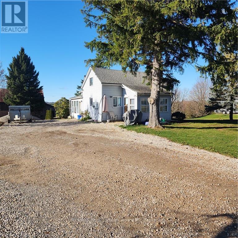 678 Katherine Street N, Woolwich, Ontario  N0B 2V0 - Photo 2 - X11898436