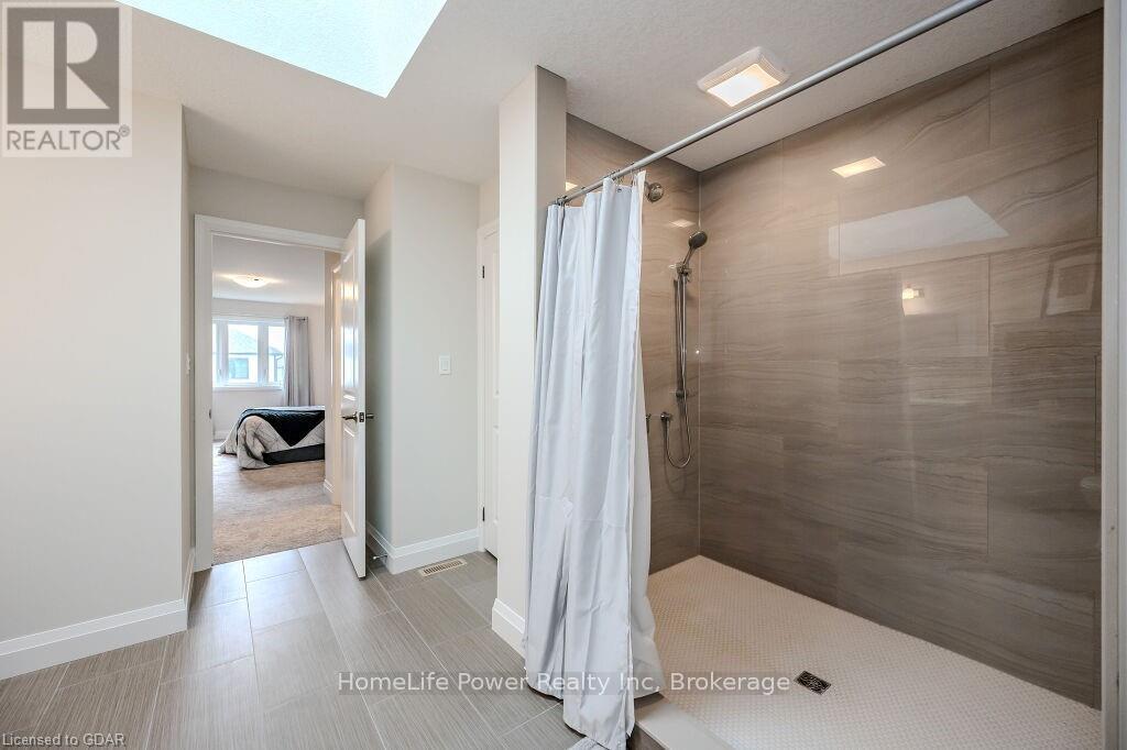 45 Queensgate Crescent, Woolwich, Ontario  N0B 1M0 - Photo 39 - X11898455