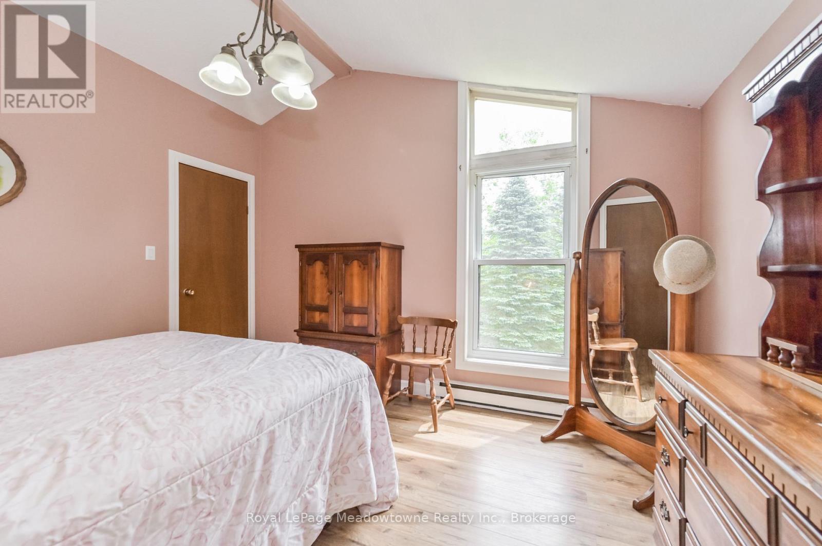 8633 30 Sideroad, Centre Wellington, Ontario  N0B 1J0 - Photo 32 - X11898934