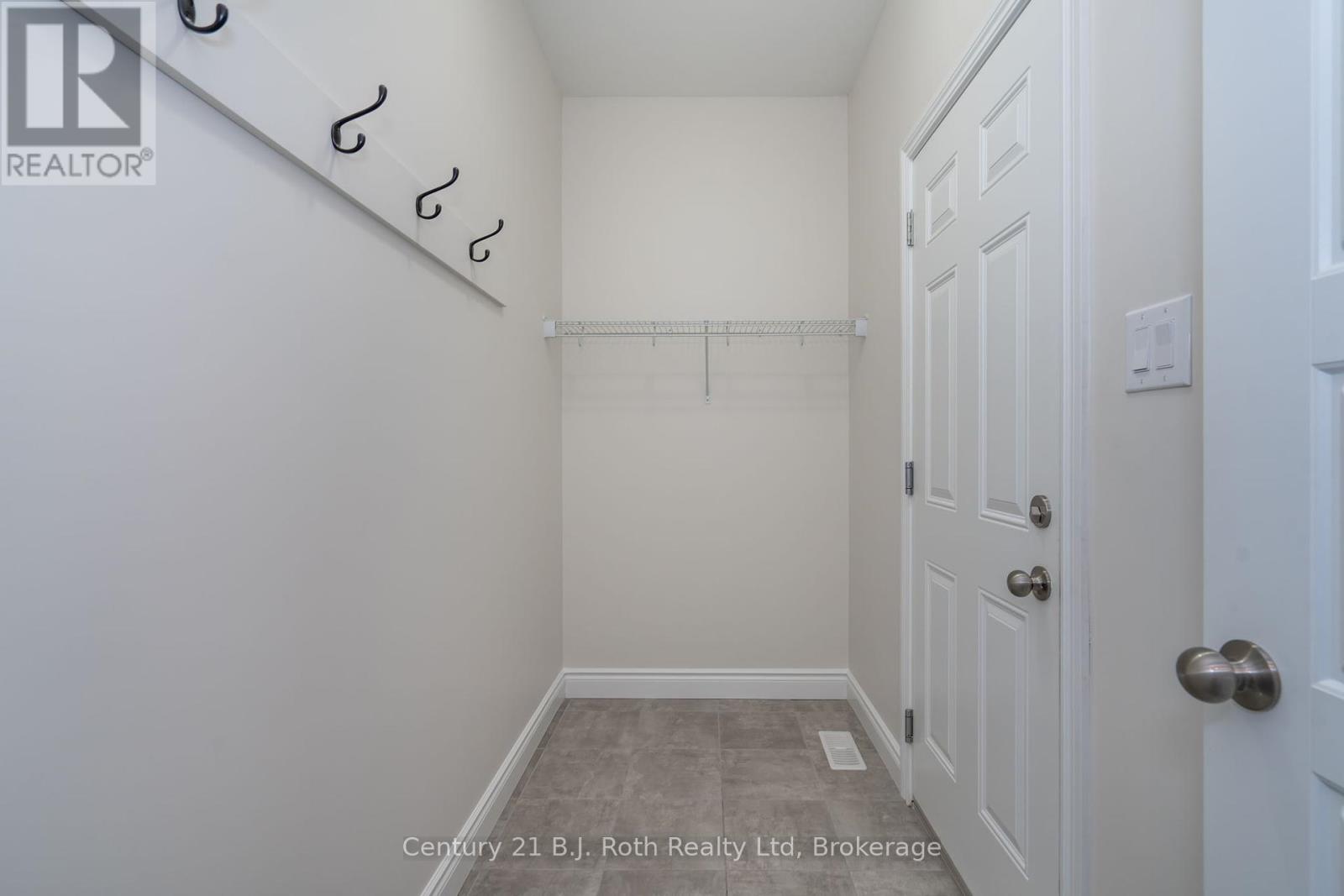 53 Ralph Dalton Boulevard, Tay, Ontario  L0K 2A0 - Photo 14 - S11892068