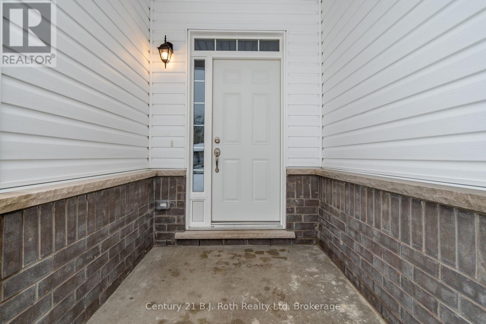 53 Ralph Dalton Boulevard, Tay, Ontario  L0K 2A0 - Photo 4 - S11892068