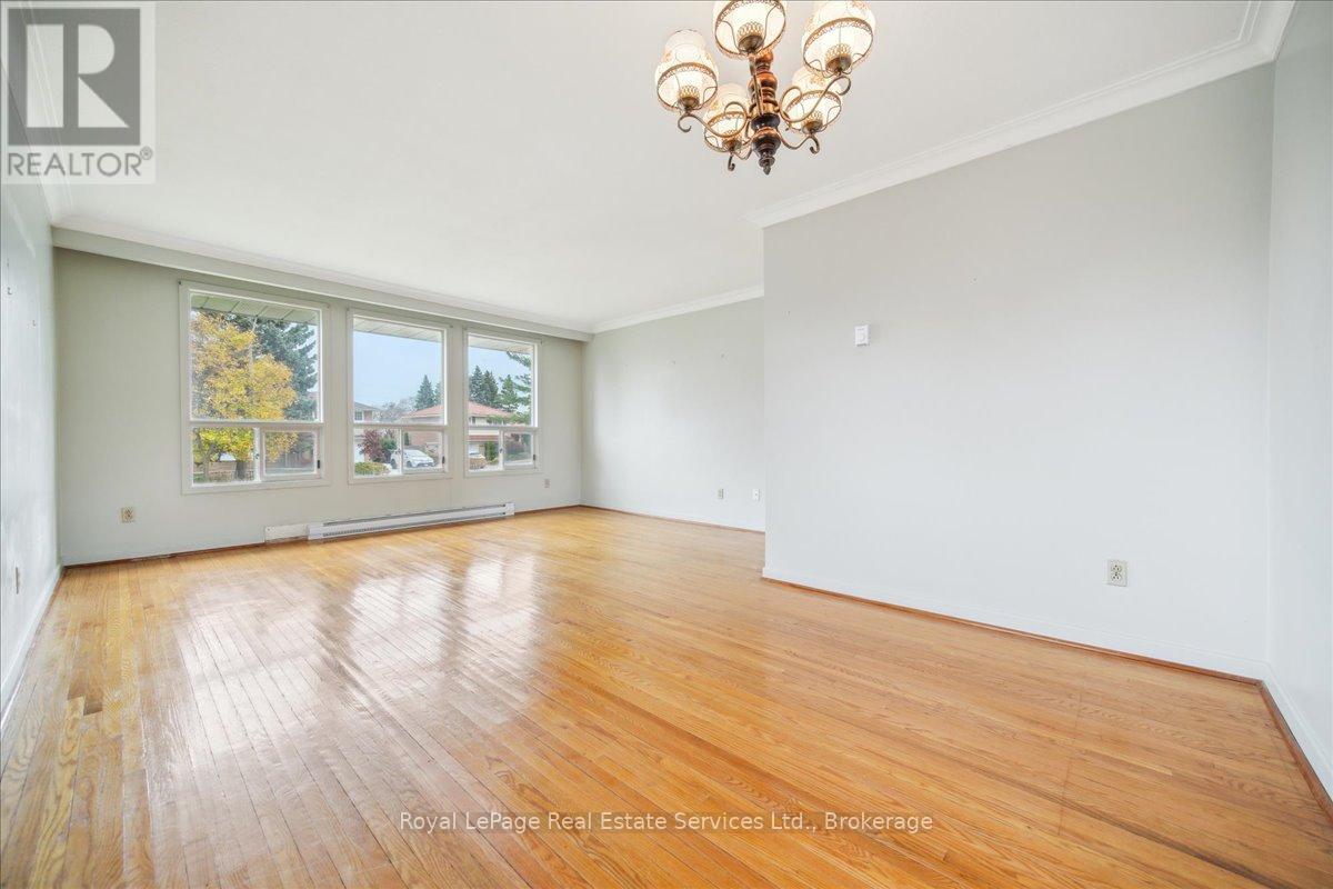 1499 Seaview DriveMississauga (Clarkson), Ontario  L5J 1X7 - Photo 10 - W11898990