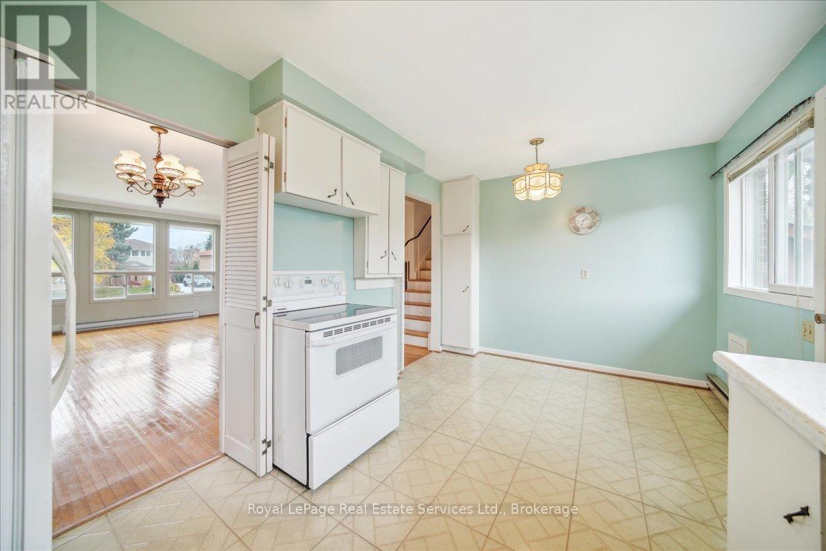 1499 Seaview DriveMississauga (Clarkson), Ontario  L5J 1X7 - Photo 13 - W11898990