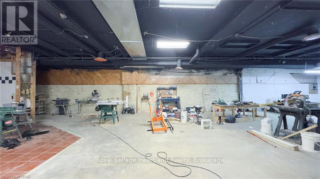 414-420 Main Street SSouth Huron (Exeter), Ontario  N0M 1S2 - Photo 21 - X11898983