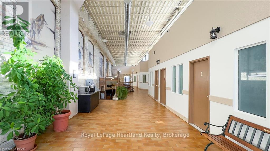 414-420 Main Street SSouth Huron (Exeter), Ontario  N0M 1S2 - Photo 6 - X11898983