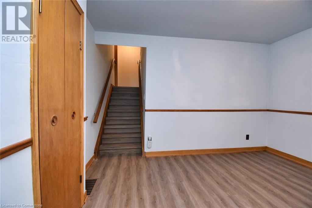 419 Book Road E, Ancaster, Ontario  L9G 3L1 - Photo 10 - XH4206446