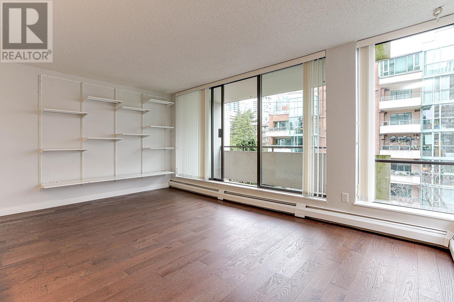 Listing Picture 9 of 33 : 301 1127 BARCLAY STREET, Vancouver / 溫哥華 - 魯藝地產 Yvonne Lu Group - MLS Medallion Club Member