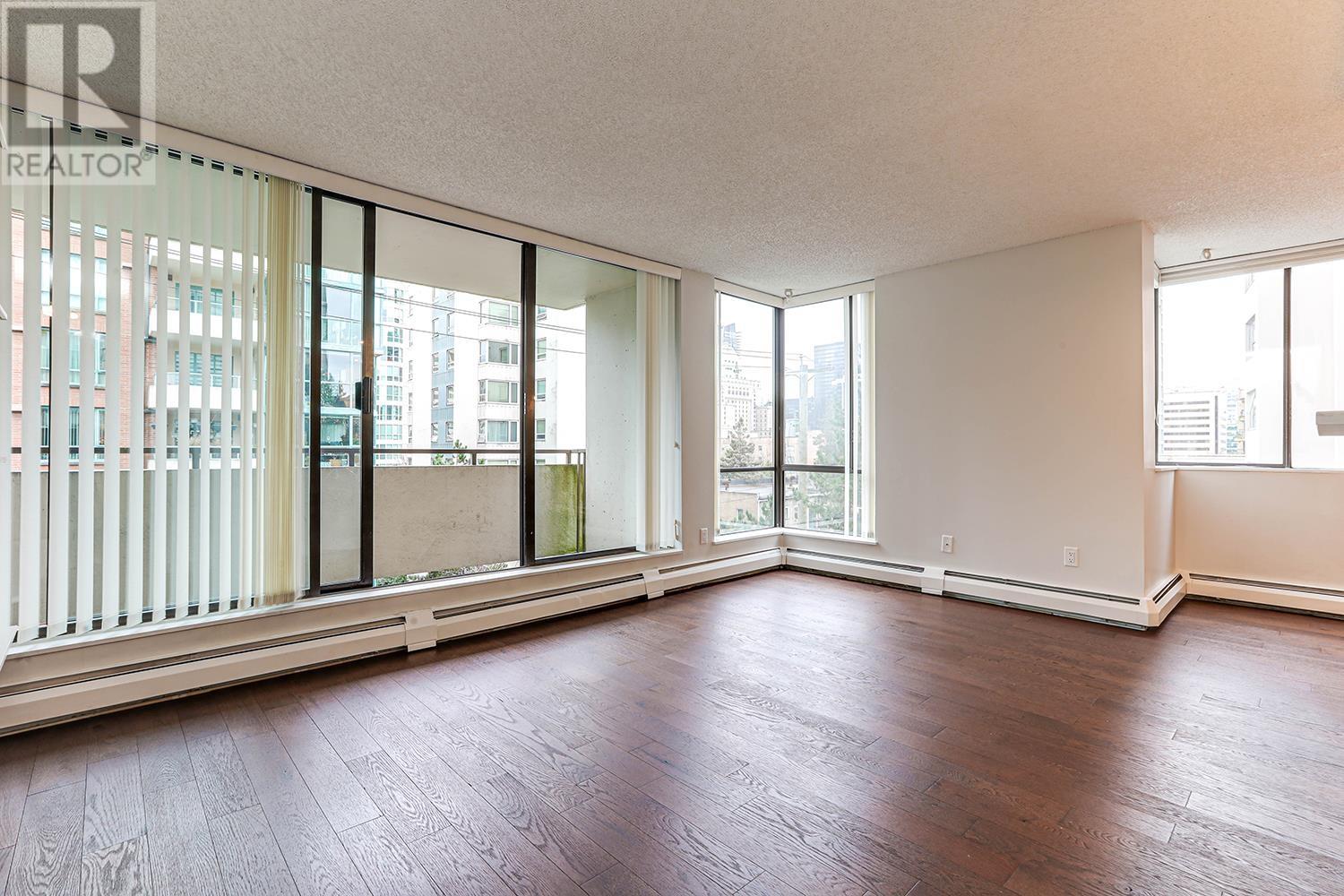 Listing Picture 4 of 33 : 301 1127 BARCLAY STREET, Vancouver / 溫哥華 - 魯藝地產 Yvonne Lu Group - MLS Medallion Club Member