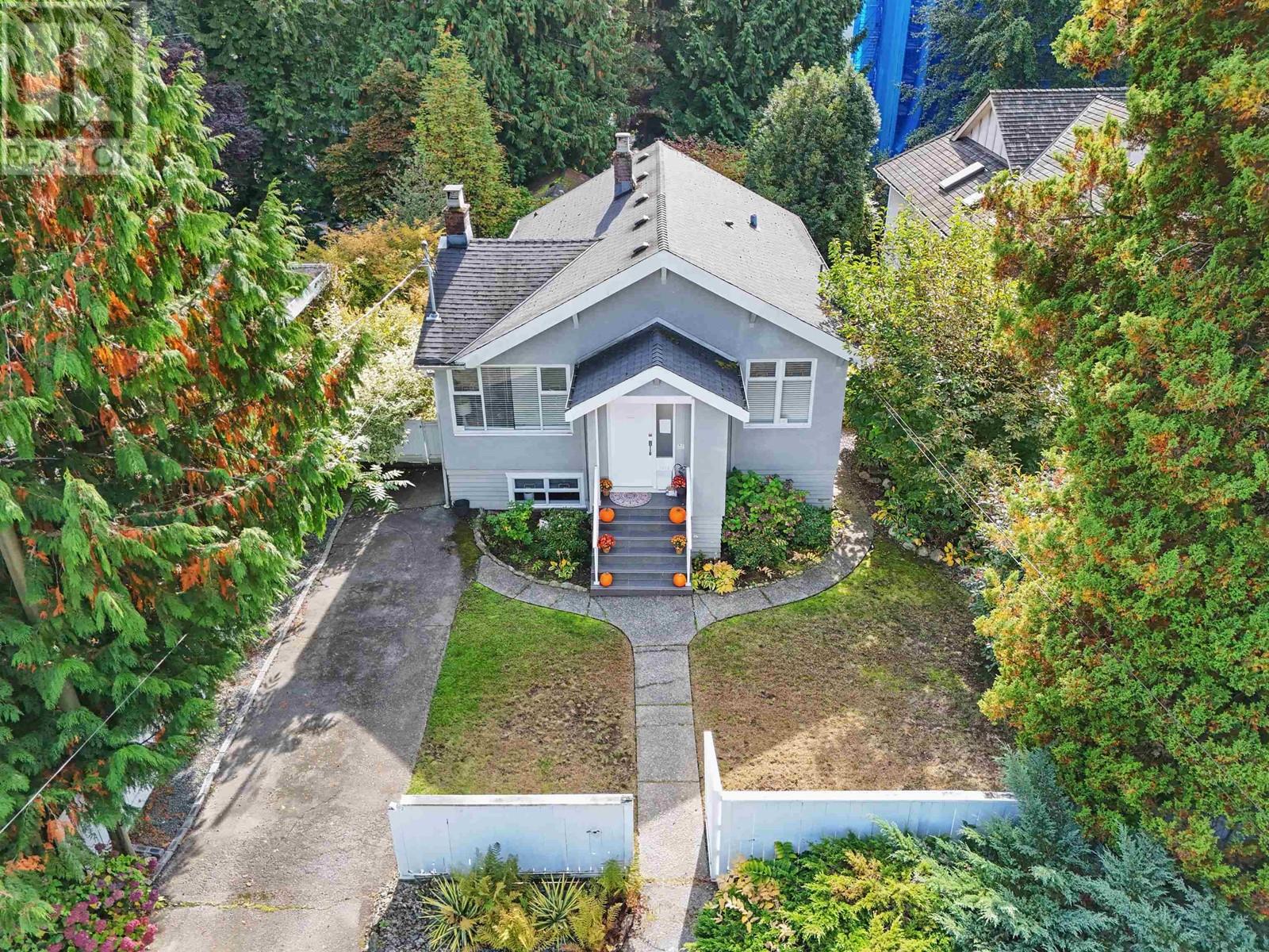 1472 Fulton Avenue, West Vancouver, British Columbia  V7T 1P1 - Photo 11 - R2951244