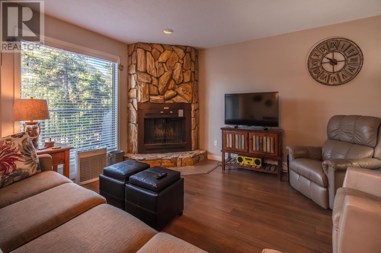 225 CLEARVIEW Road Unit# 903, Apex Mountain, British Columbia