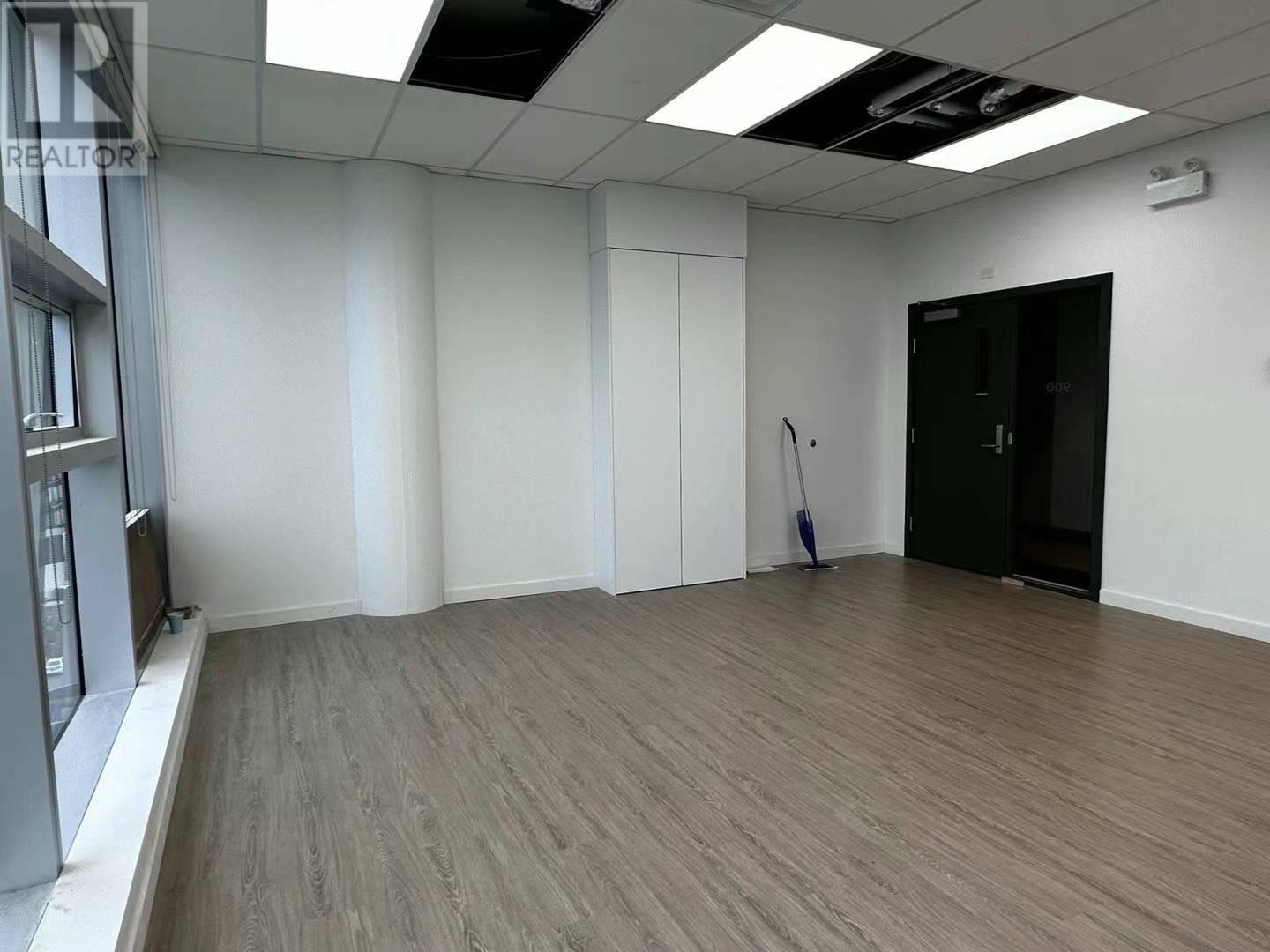 900 6388 No. 3 Road, Richmond, British Columbia  V7C 4V4 - Photo 4 - C8065190