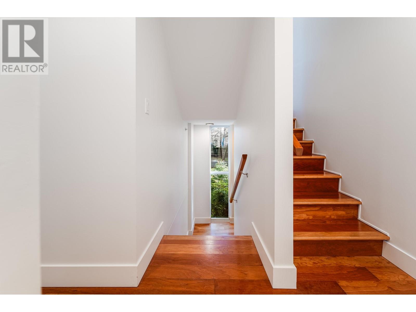 Listing Picture 18 of 40 : 1018 RICHARDS STREET, Vancouver / 溫哥華 - 魯藝地產 Yvonne Lu Group - MLS Medallion Club Member