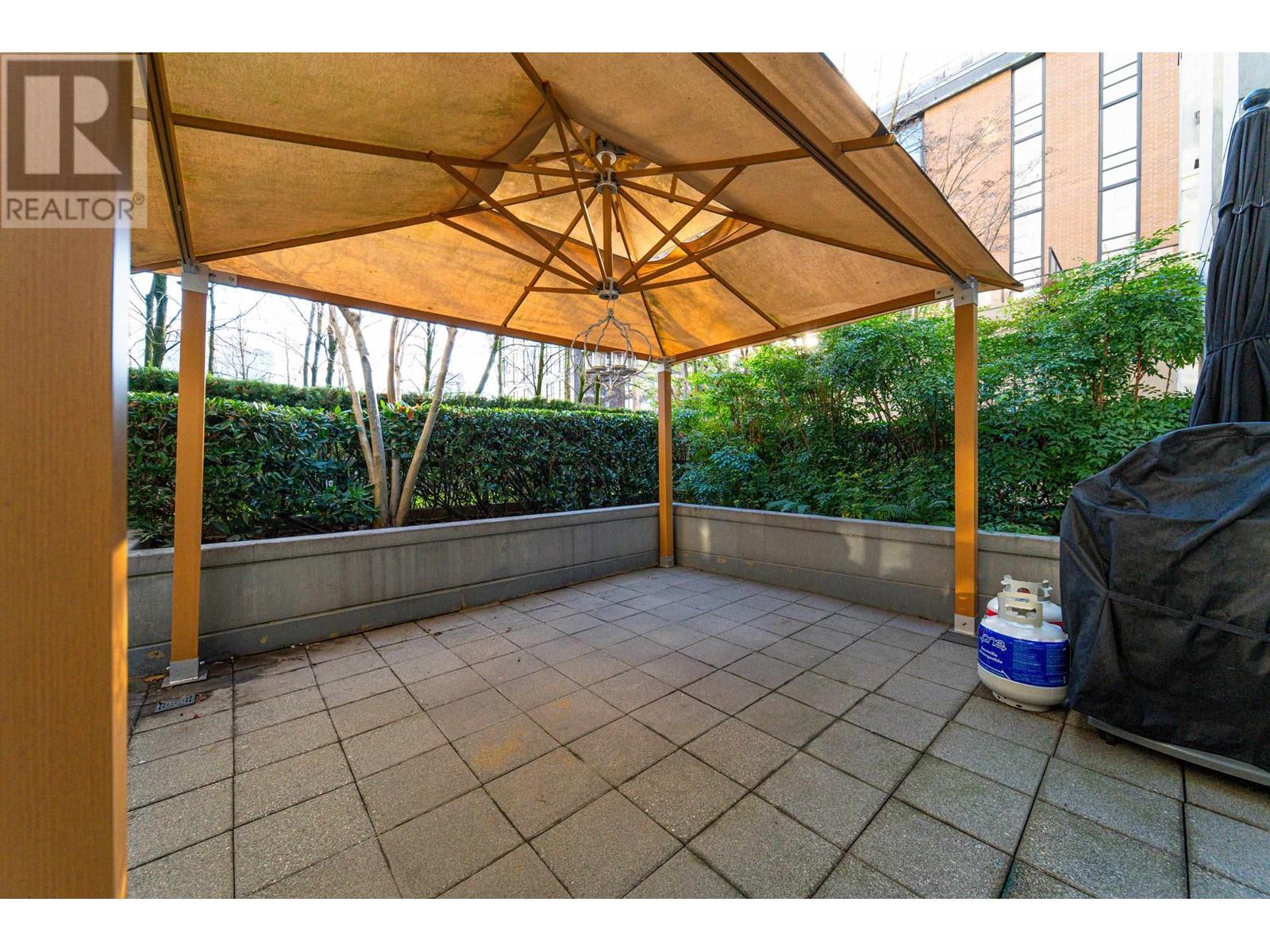 Listing Picture 36 of 40 : 1018 RICHARDS STREET, Vancouver / 溫哥華 - 魯藝地產 Yvonne Lu Group - MLS Medallion Club Member