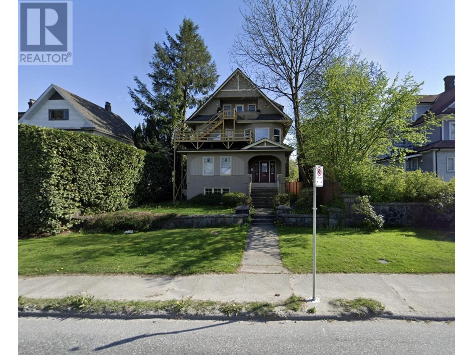 236 W 12th Avenue, Vancouver, British Columbia  V5Y 1T8 - Photo 1 - R2951251