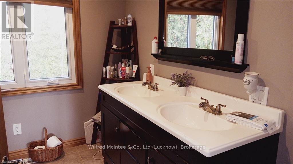 86347 Kingsbridge Line, Ashfield-Colborne-Wawanosh, Ontario  N0G 2H0 - Photo 38 - X11880270