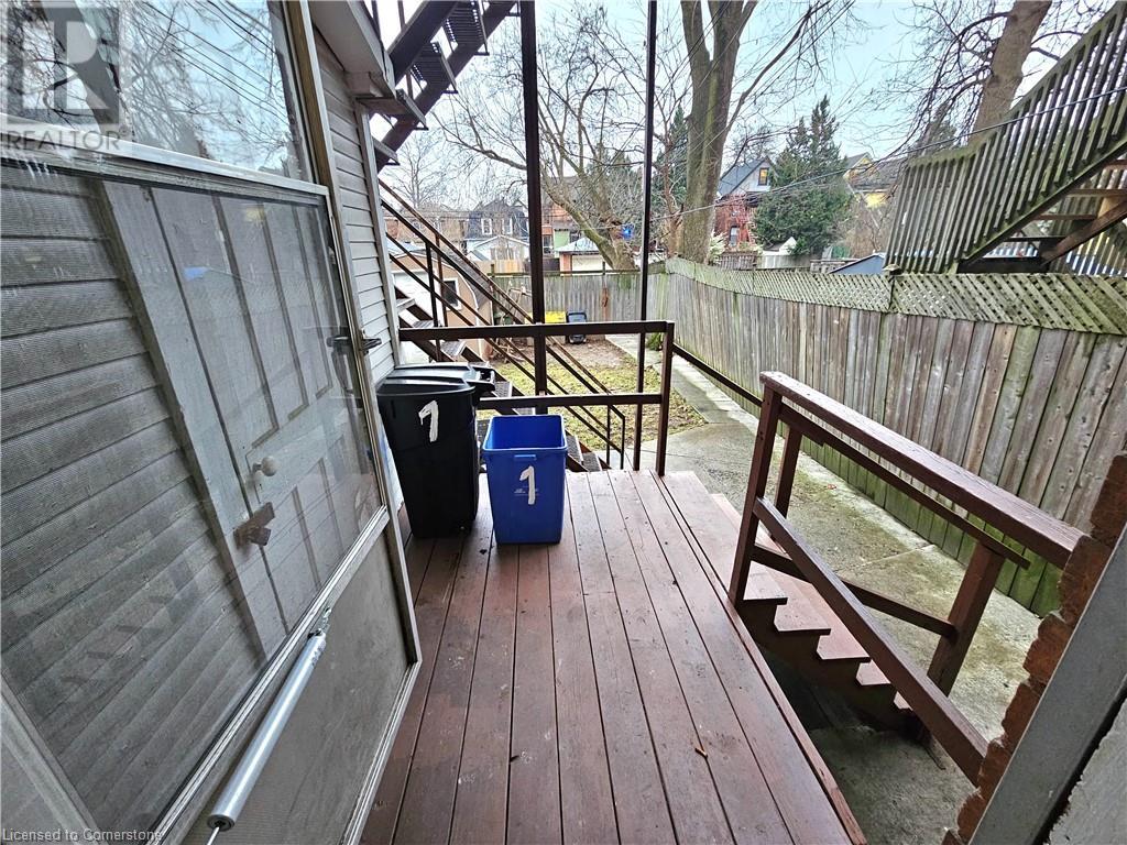 85 Sanford Avenue S, Hamilton, Ontario  L8M 2G7 - Photo 9 - 40685960