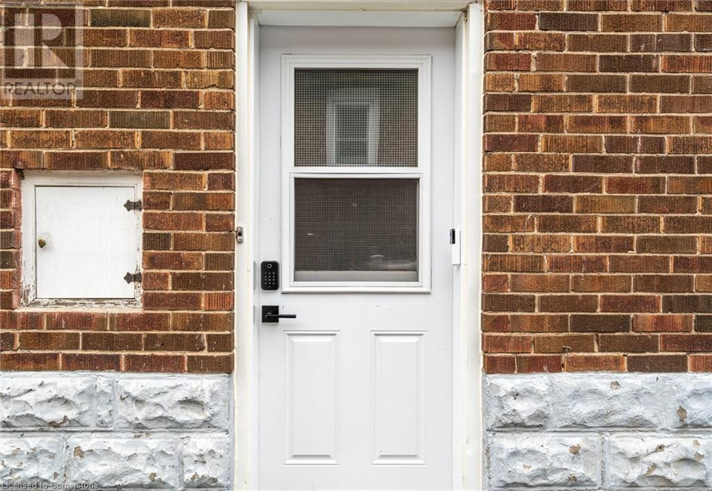 213 Inverness Avenue E, Hamilton, Ontario  L9A 1H1 - Photo 5 - 40686210