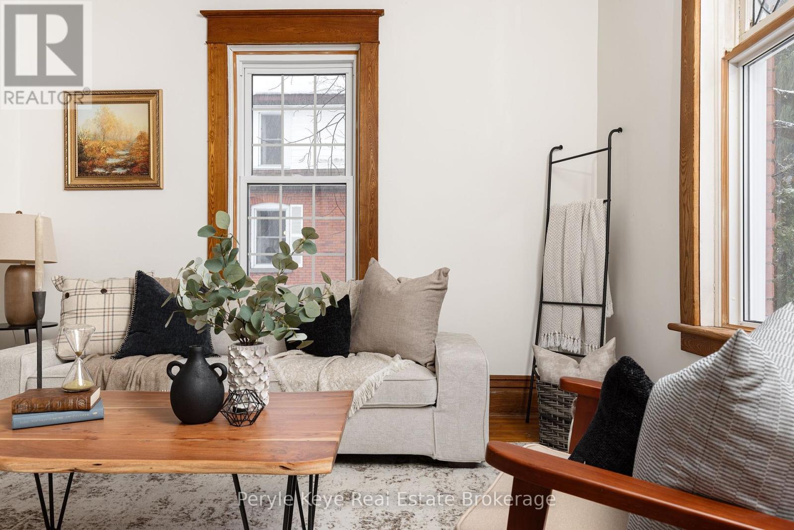 57 Mcmurray Street, Bracebridge, Ontario  P1L 2A1 - Photo 2 - X11899270